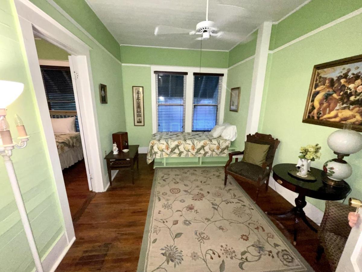 Grady House